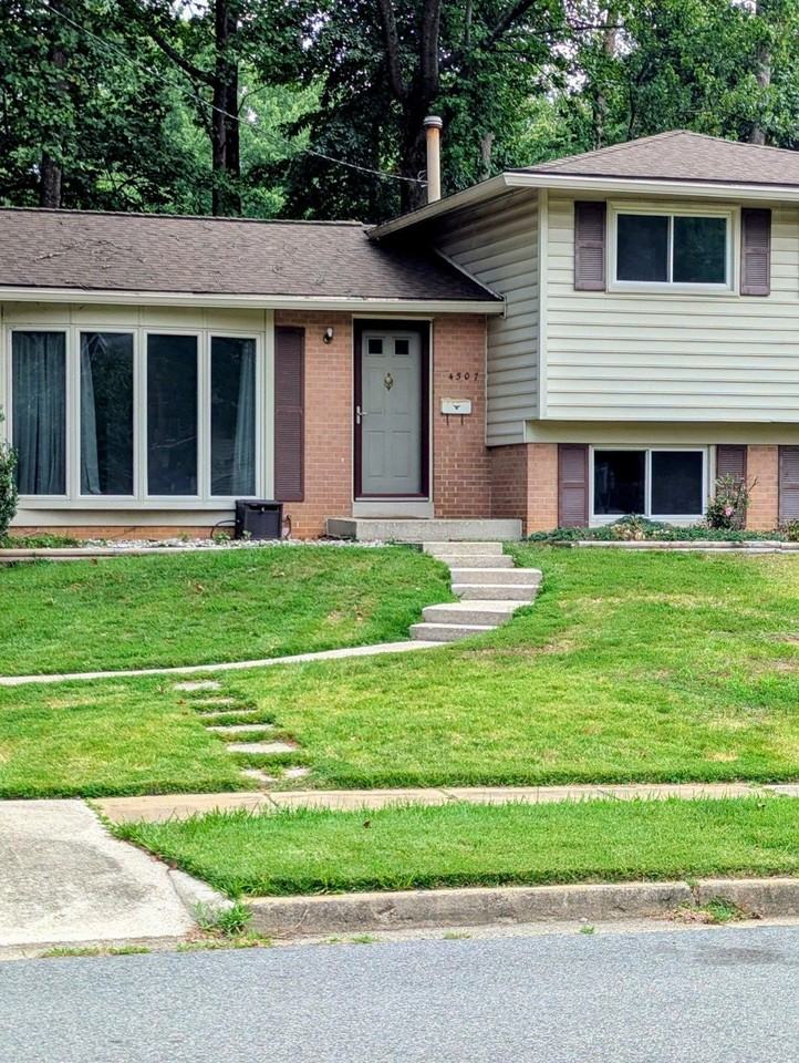 4507 Weyburn Dr - Photo 2 of 28