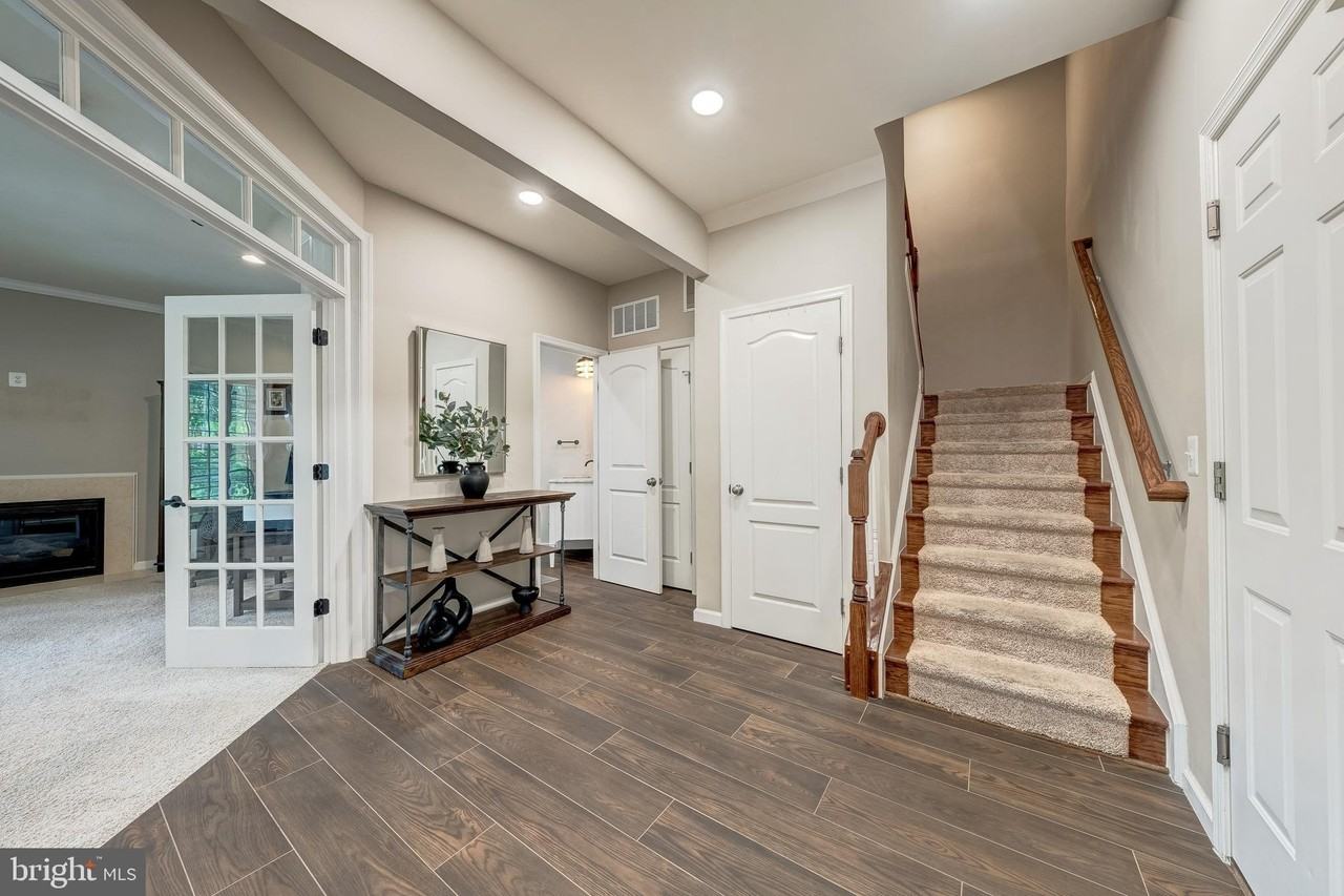 22739 Balduck Ter - Photo 3 of 35