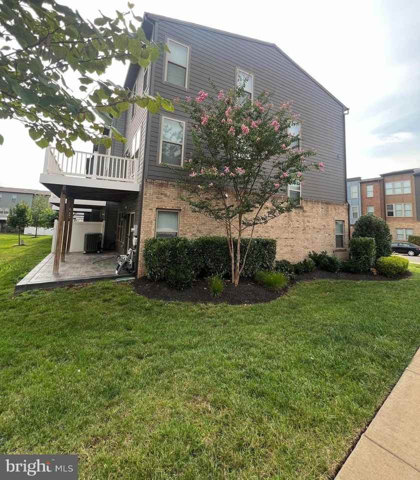 10509 Ratcliffe Trl - Photo 3 of 24