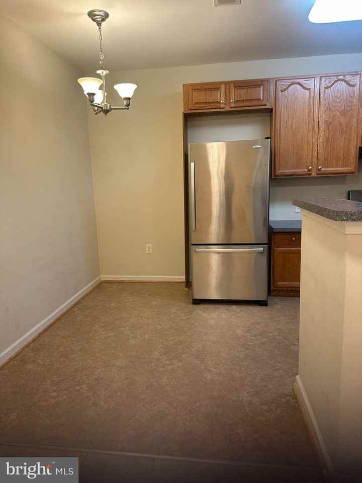 9712 Handerson Pl #102 - Photo 2 of 10
