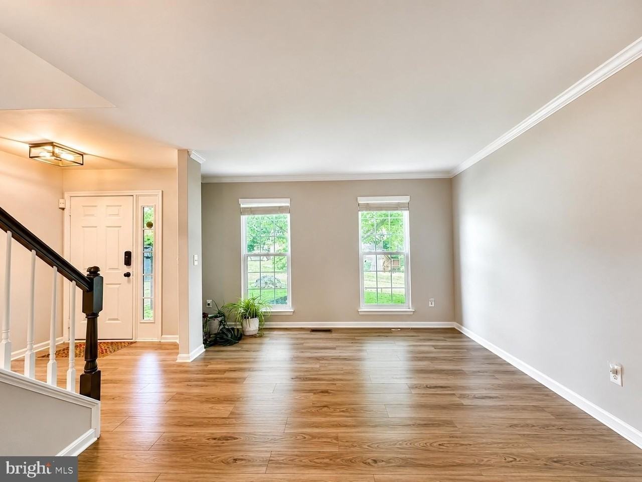 14047 Sable Ct - Photo 5 of 31