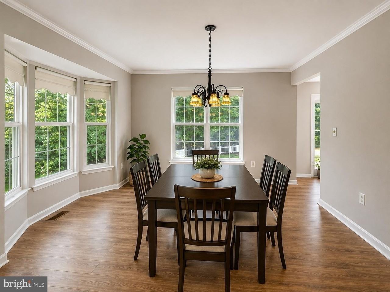 14047 Sable Ct - Photo 7 of 31