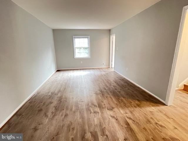 1400 Admiral Dr - Photo 2 of 25