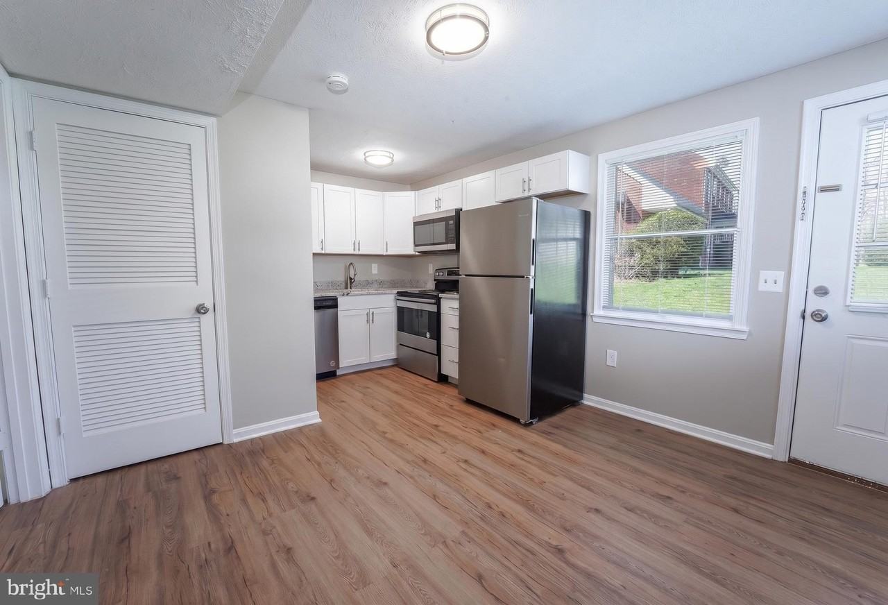 3103 Shawnee Dr #1 - Photo 2 of 10