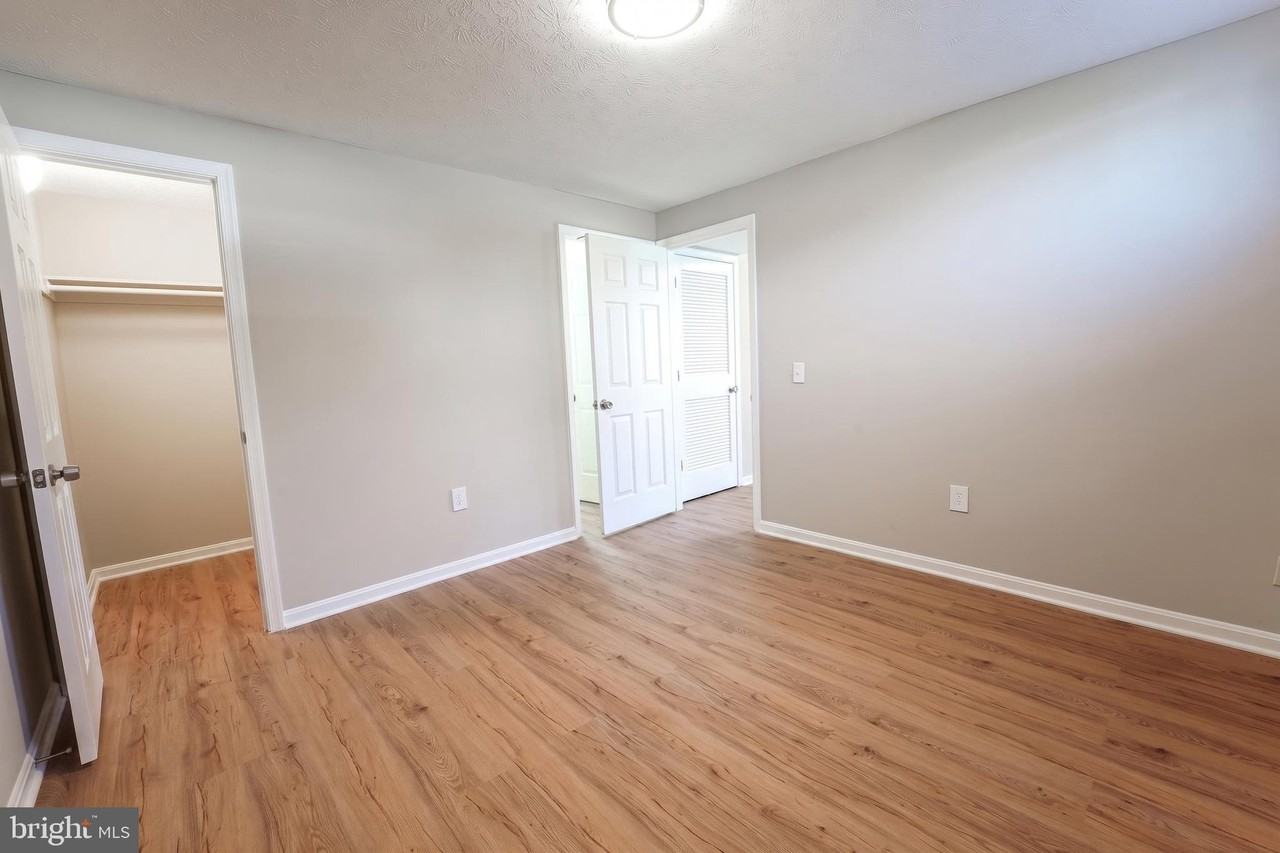 3103 Shawnee Dr #1 - Photo 6 of 10