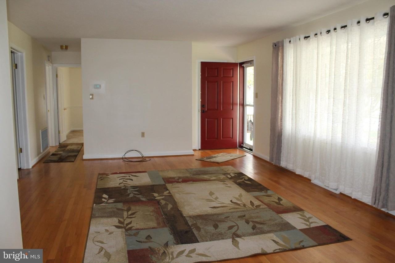 252 Fox Dr - Photo 4 of 29