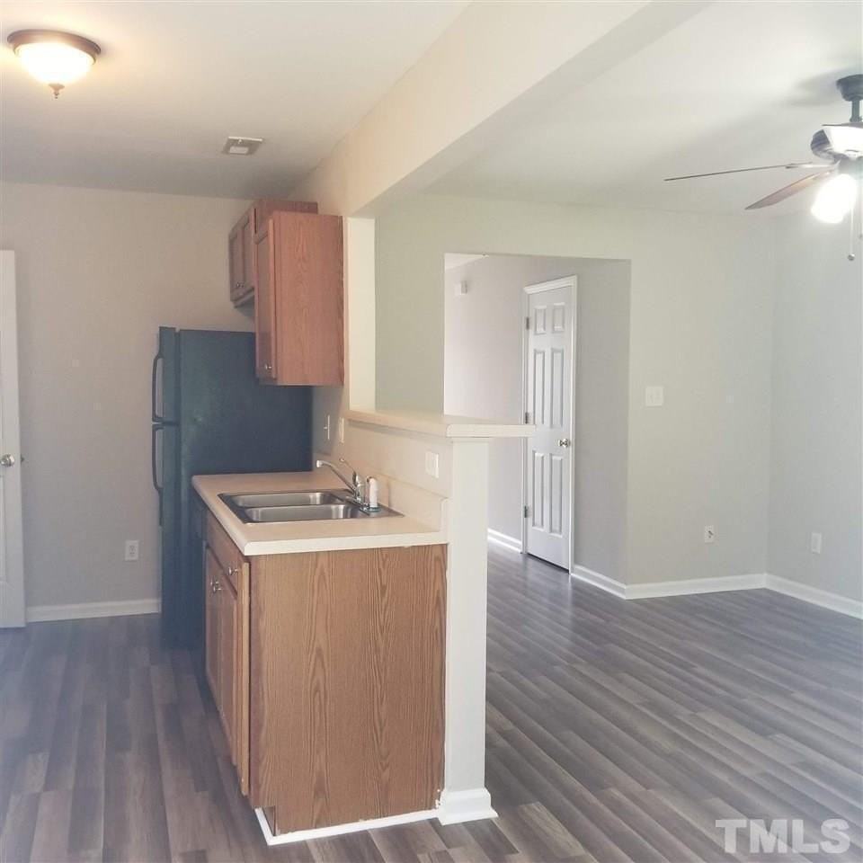 152 Anna St - Photo 4 of 6