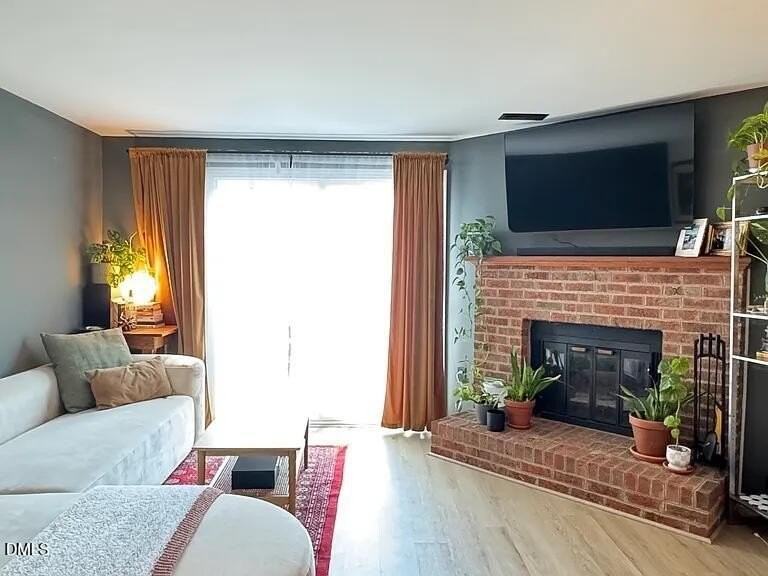 7713 Crown Crest Ct - Photo 3 of 27