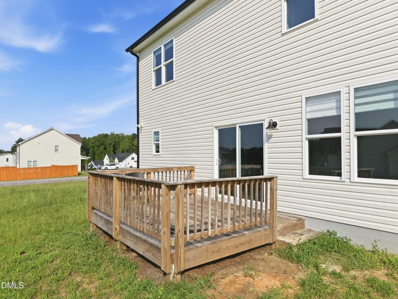 209 Danube Dr - Photo 6 of 43