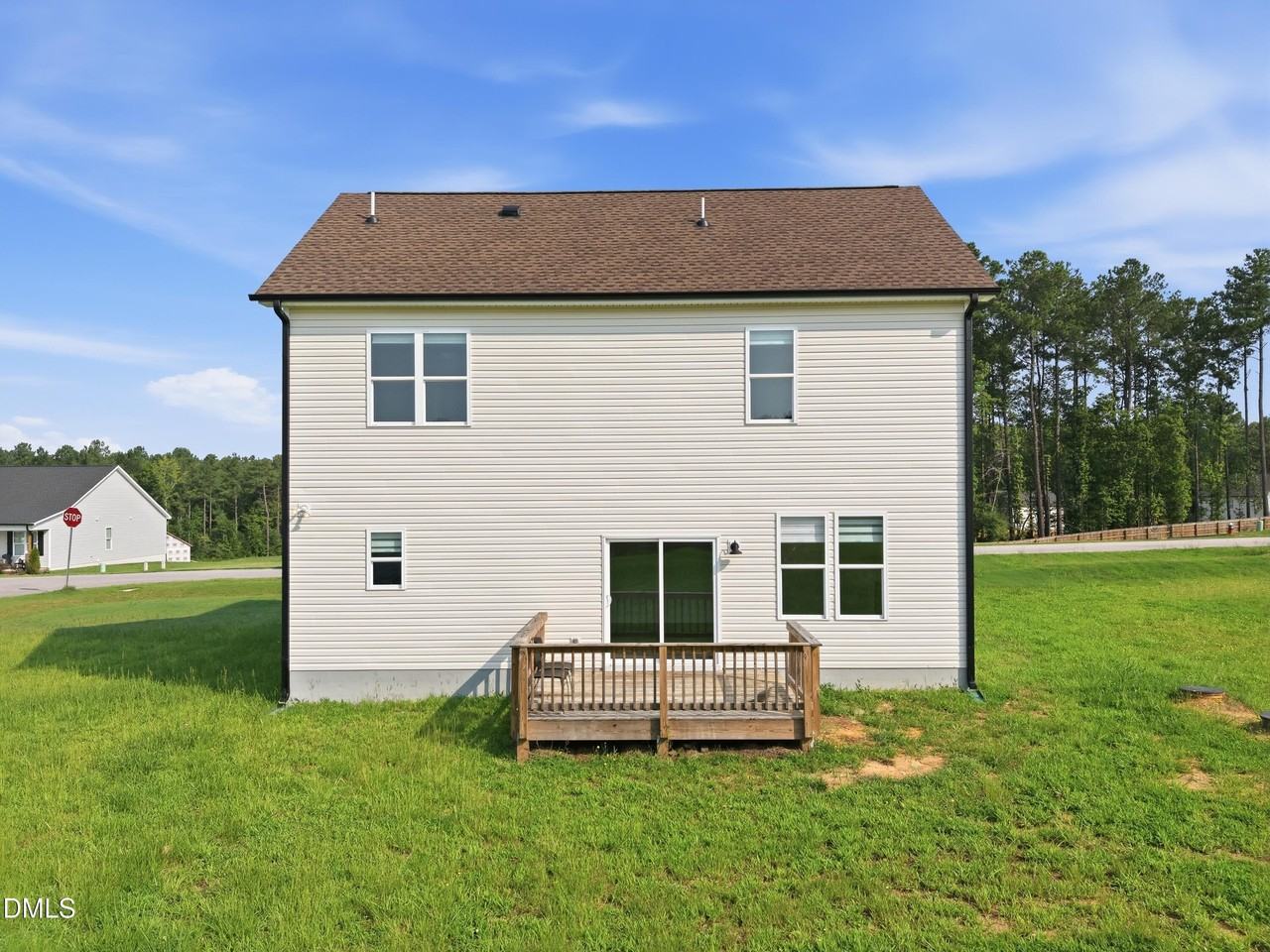 209 Danube Dr - Photo 7 of 43