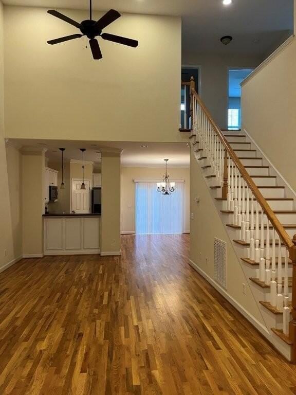 222 Saint James W - Photo 5 of 5