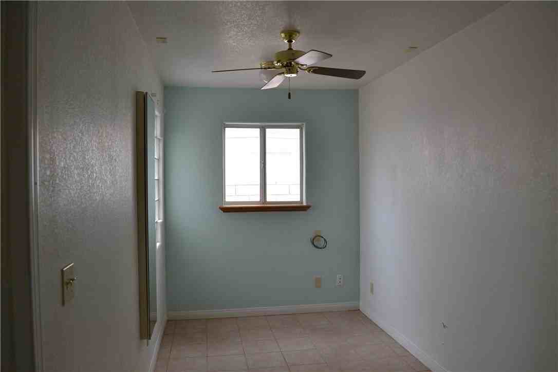 5967 S Mountain View Rd - Photo 6 of 11