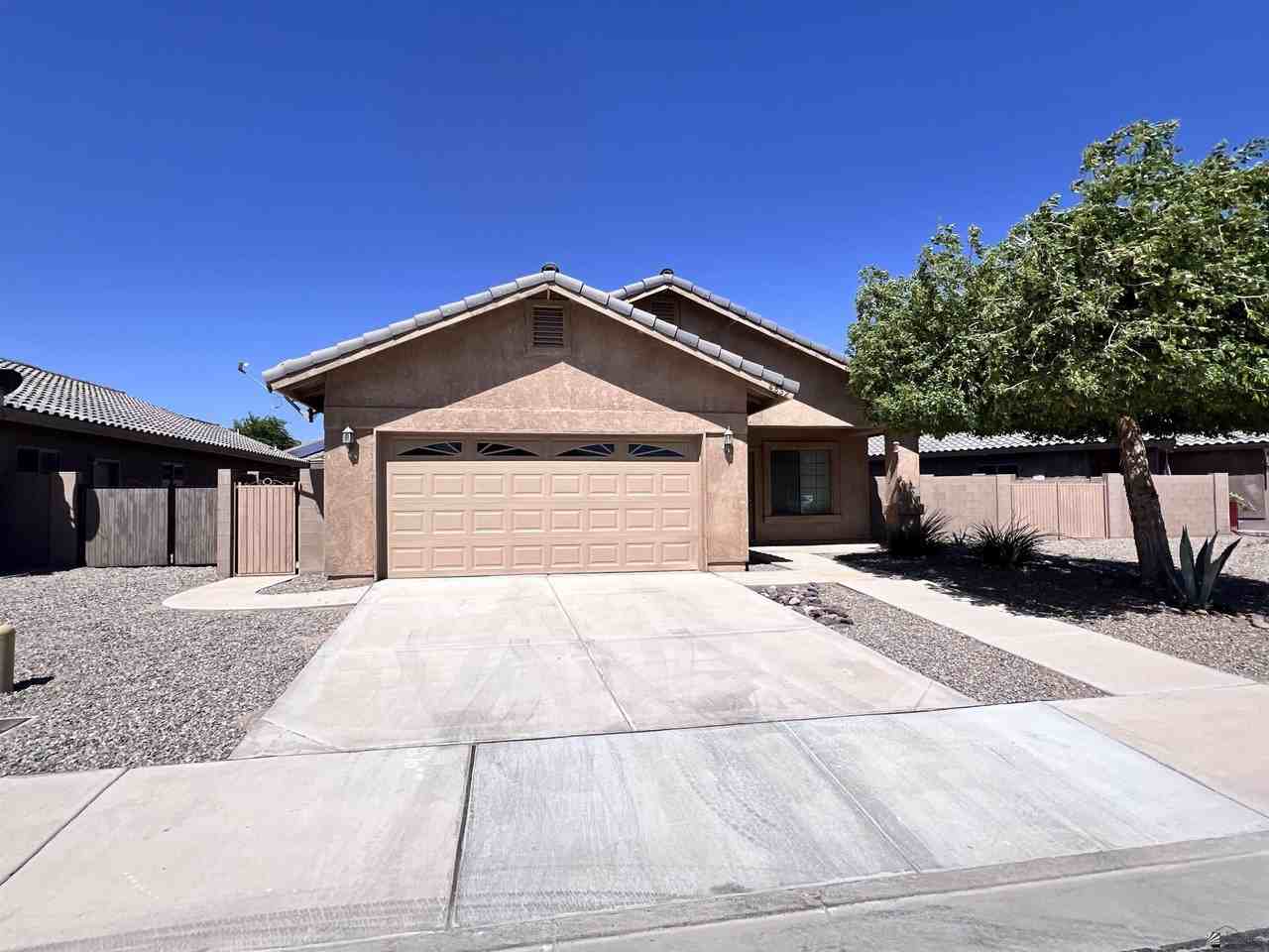 4532 S Agave Ave - Photo 2 of 22