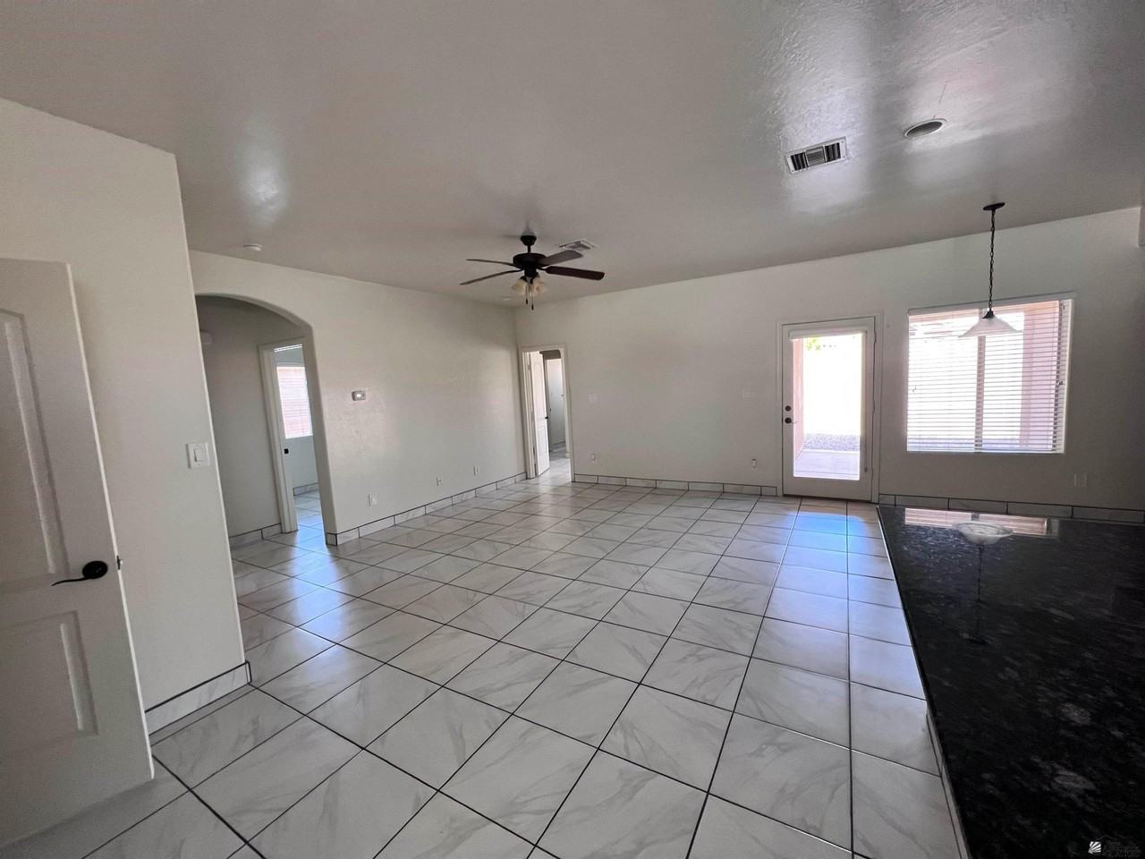 4532 S Agave Ave - Photo 7 of 22
