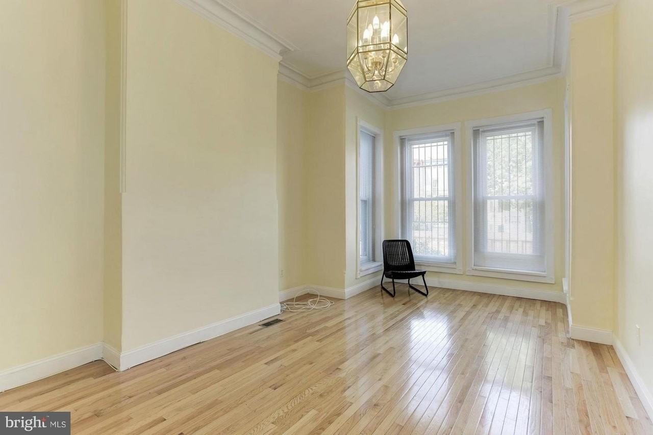 1915 11th St Nw - Photo 4 of 30