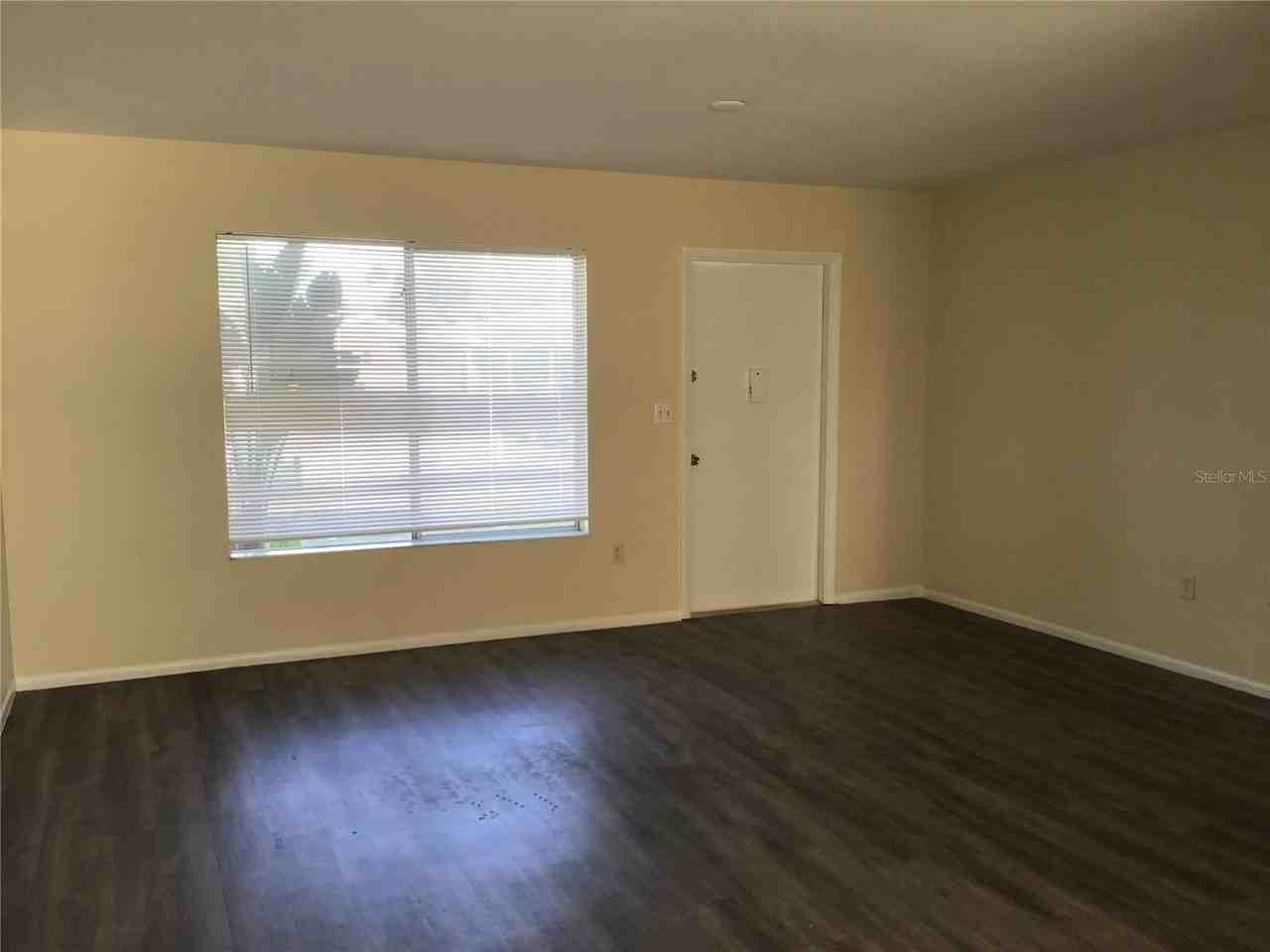 7104 Gama Ct - Photo 5 of 11