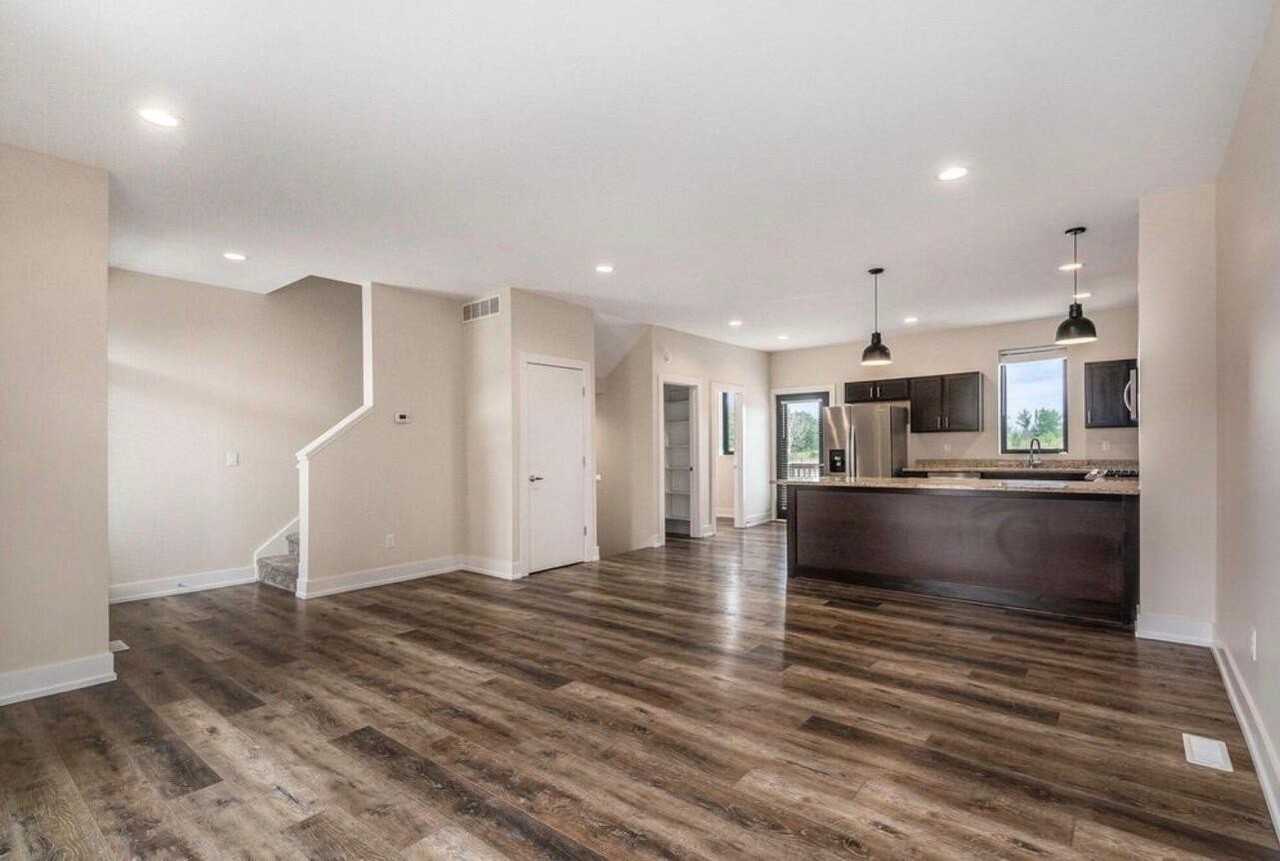 6028 Port View Dr Se - Photo 5 of 16