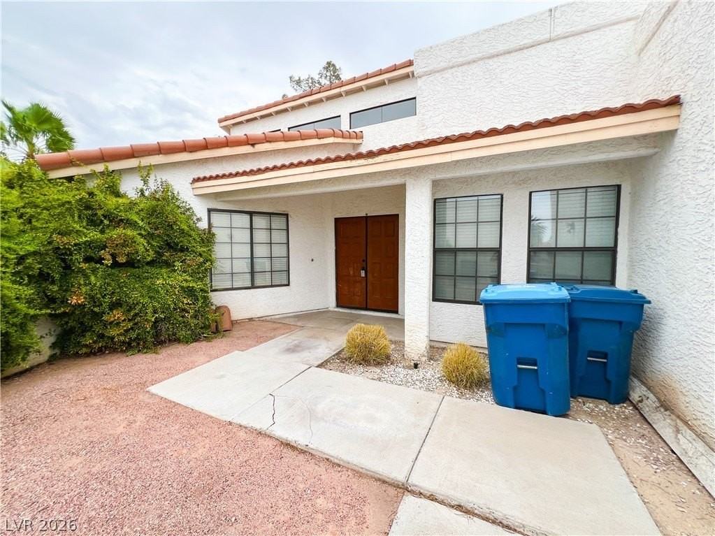 3832 Rhine Way - Photo 4 of 50