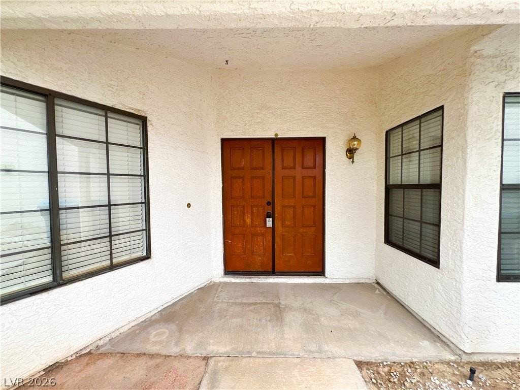 3832 Rhine Way - Photo 5 of 50