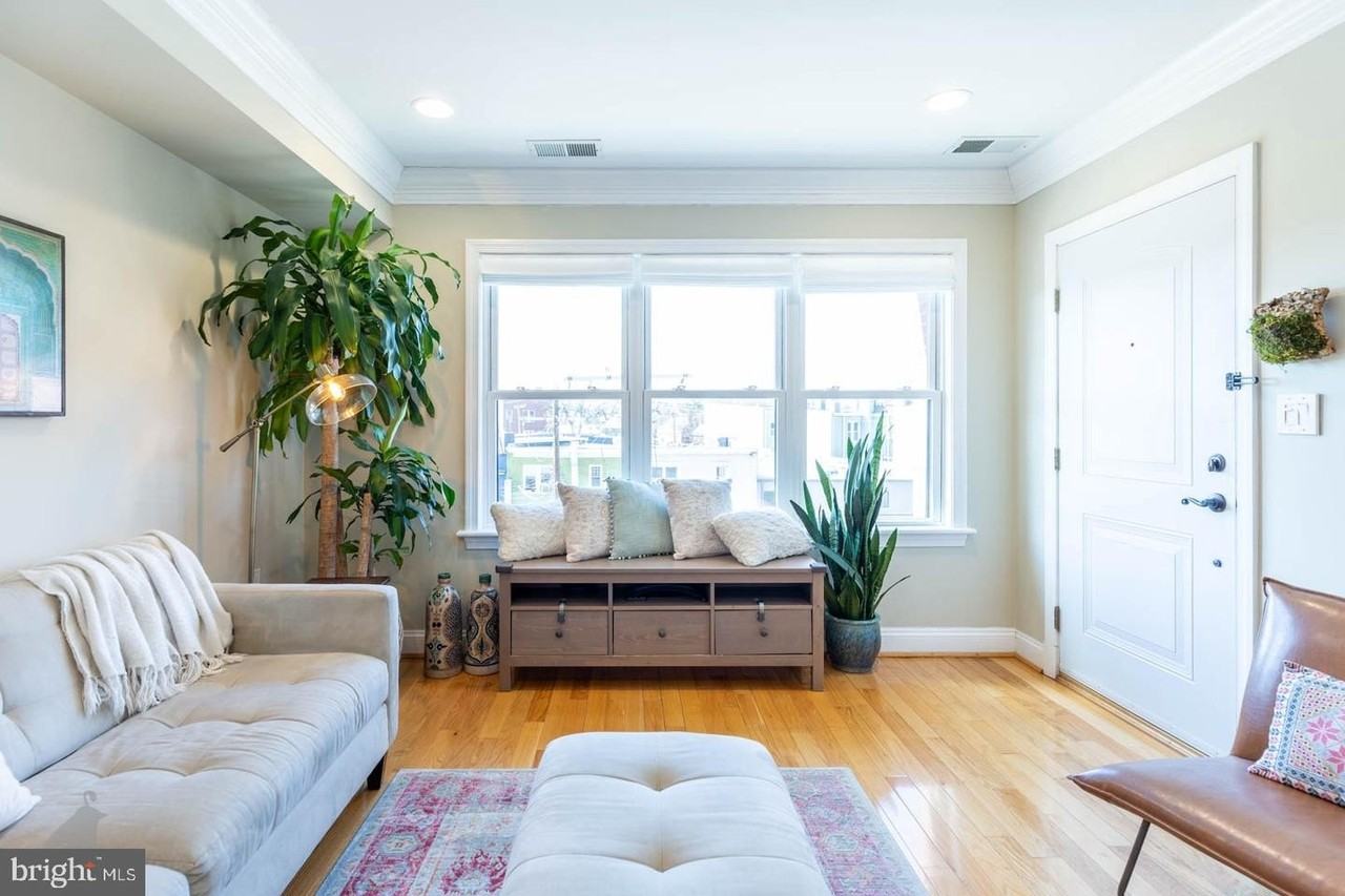 5511 Colorado Ave Nw - Photo 5 of 50