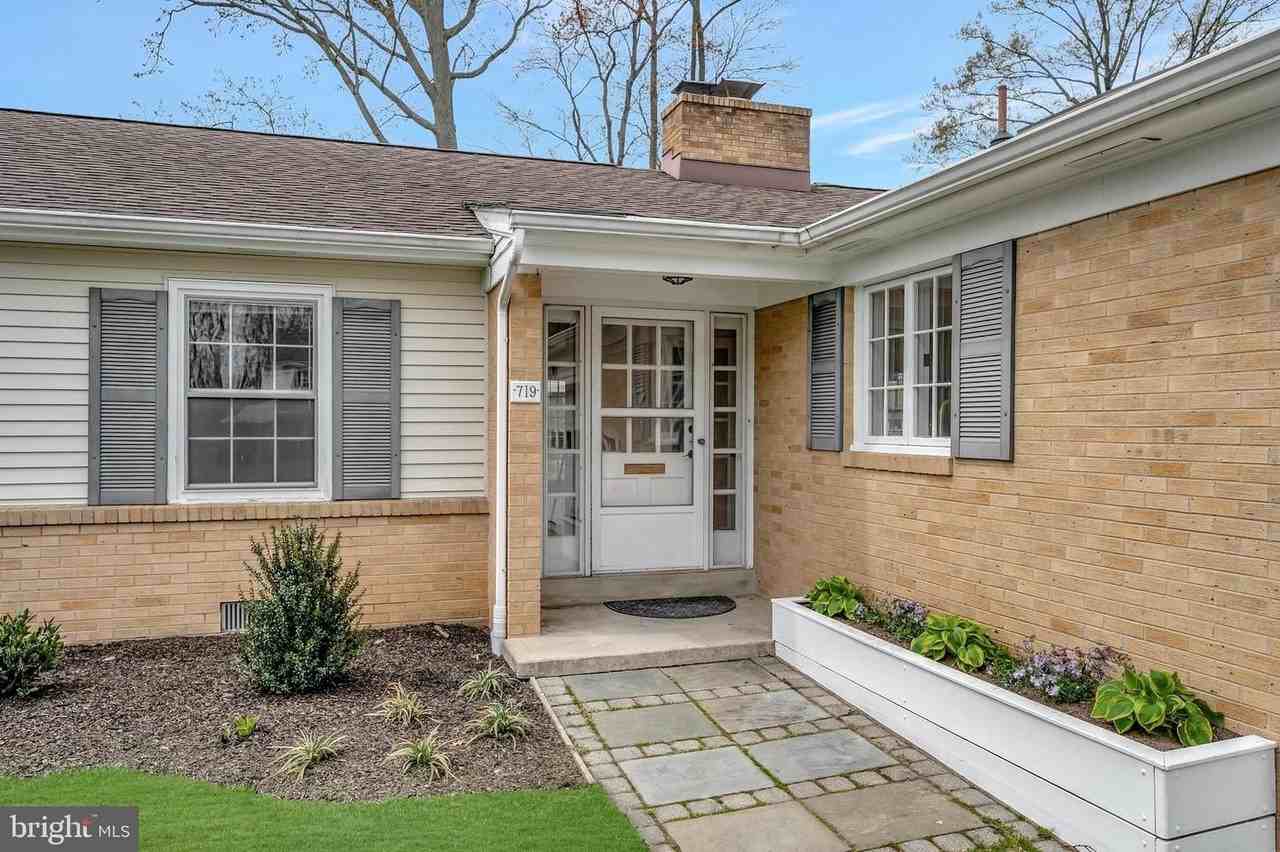 719 Halstead Rd - Photo 3 of 25