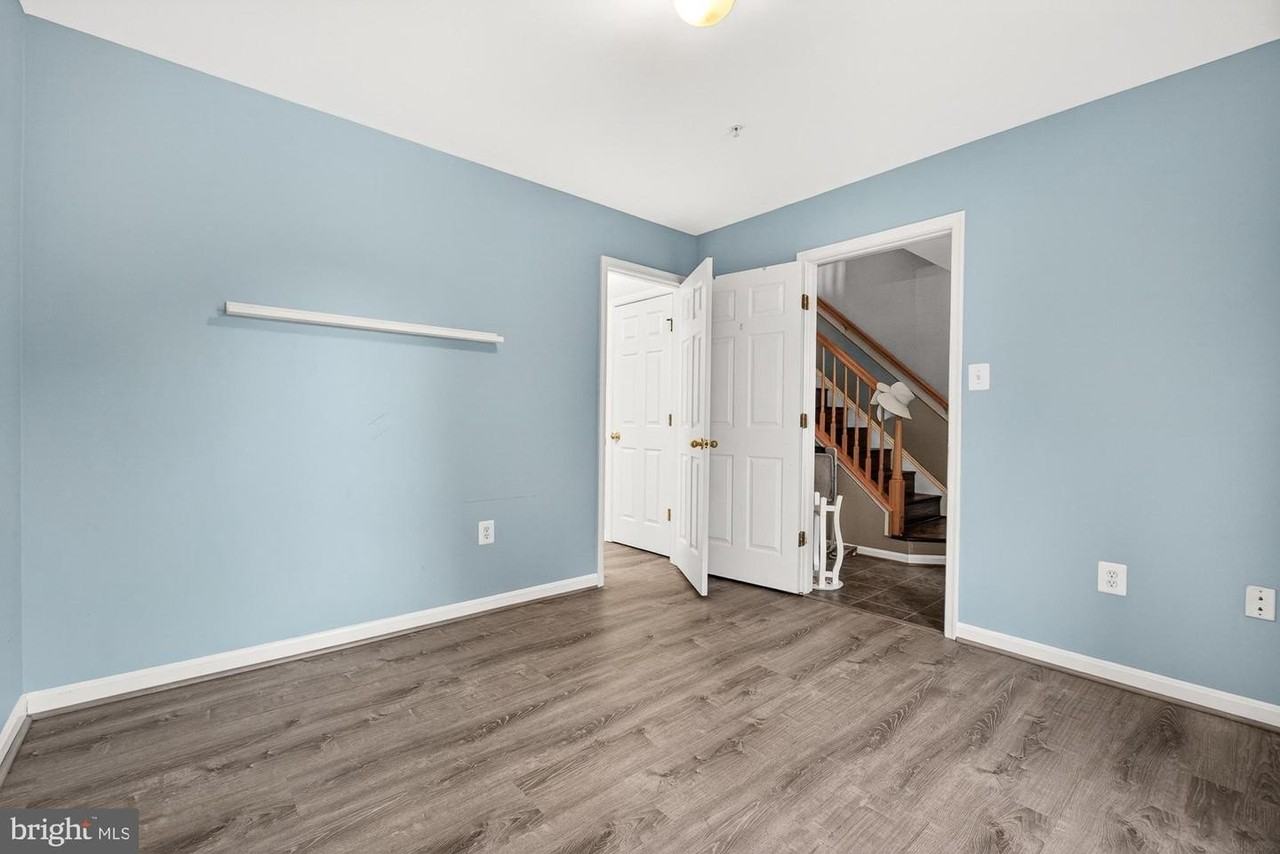 2572 Carrington Way - Photo 6 of 34