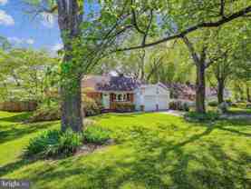 1806 Arcola Ave - Photo 1 of 1