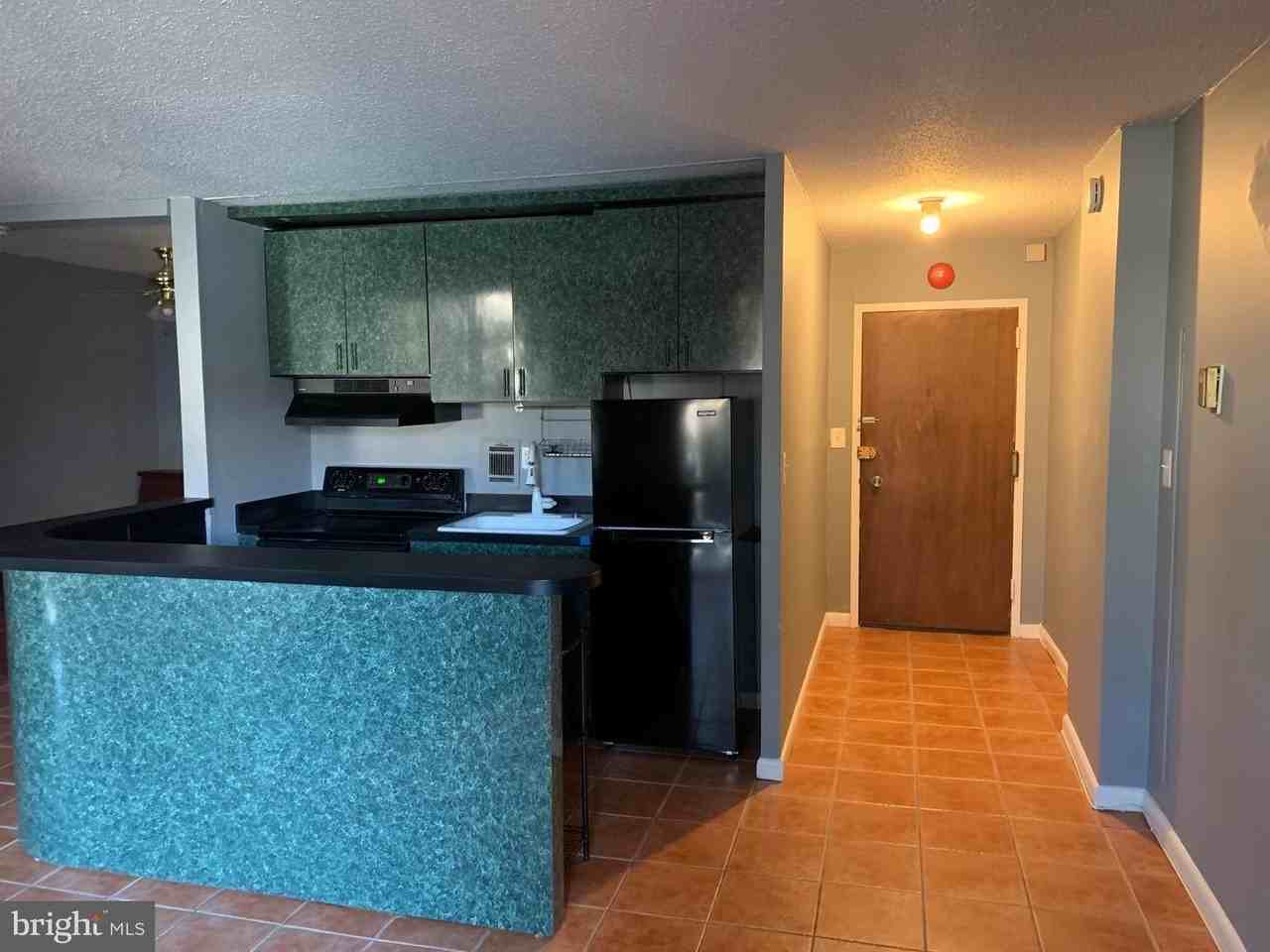 7501 Democracy Blvd - Photo 3 of 12