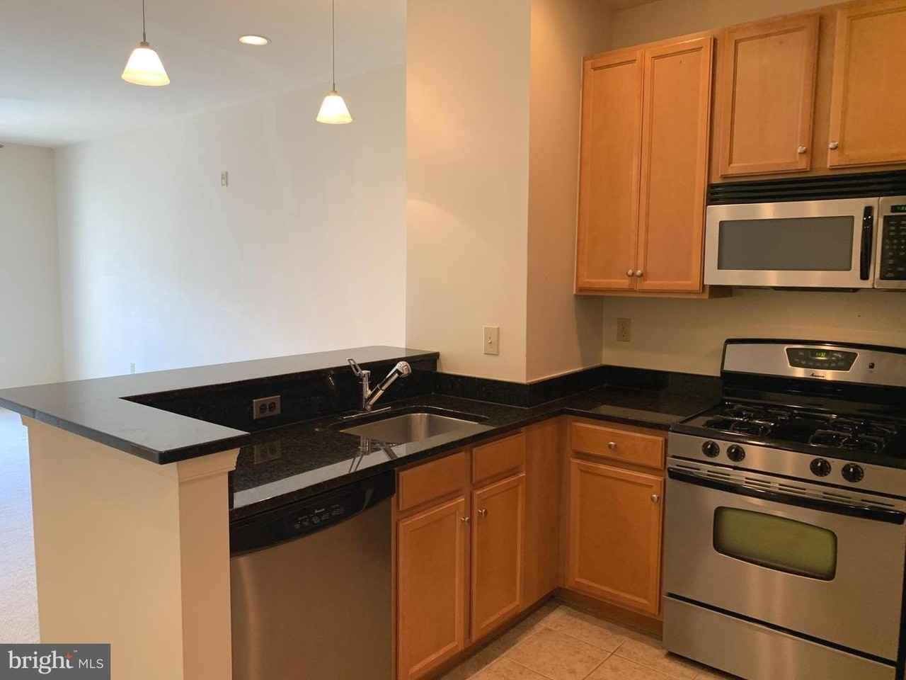 2655 Prosperity Ave - Photo 5 of 45