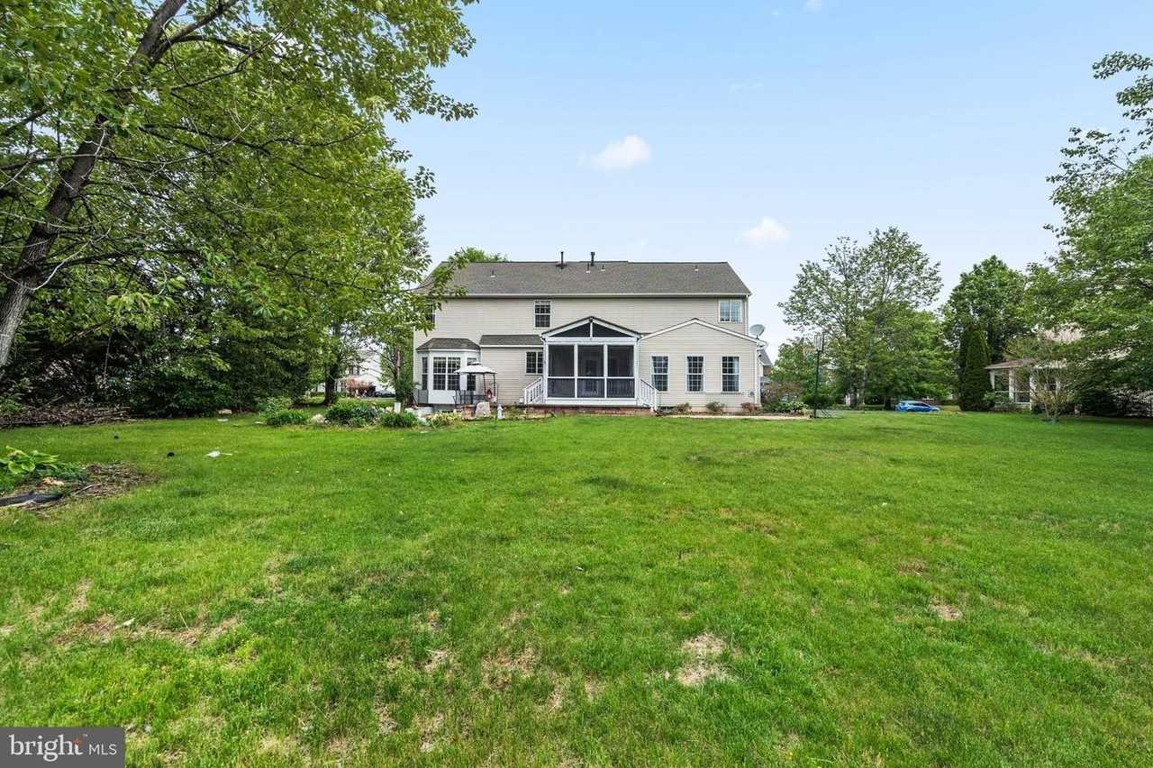 11117 Stainsby Ct - Photo 4 of 46