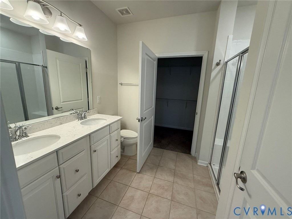 7983 Wistar Woods Ct - Photo 2 of 12