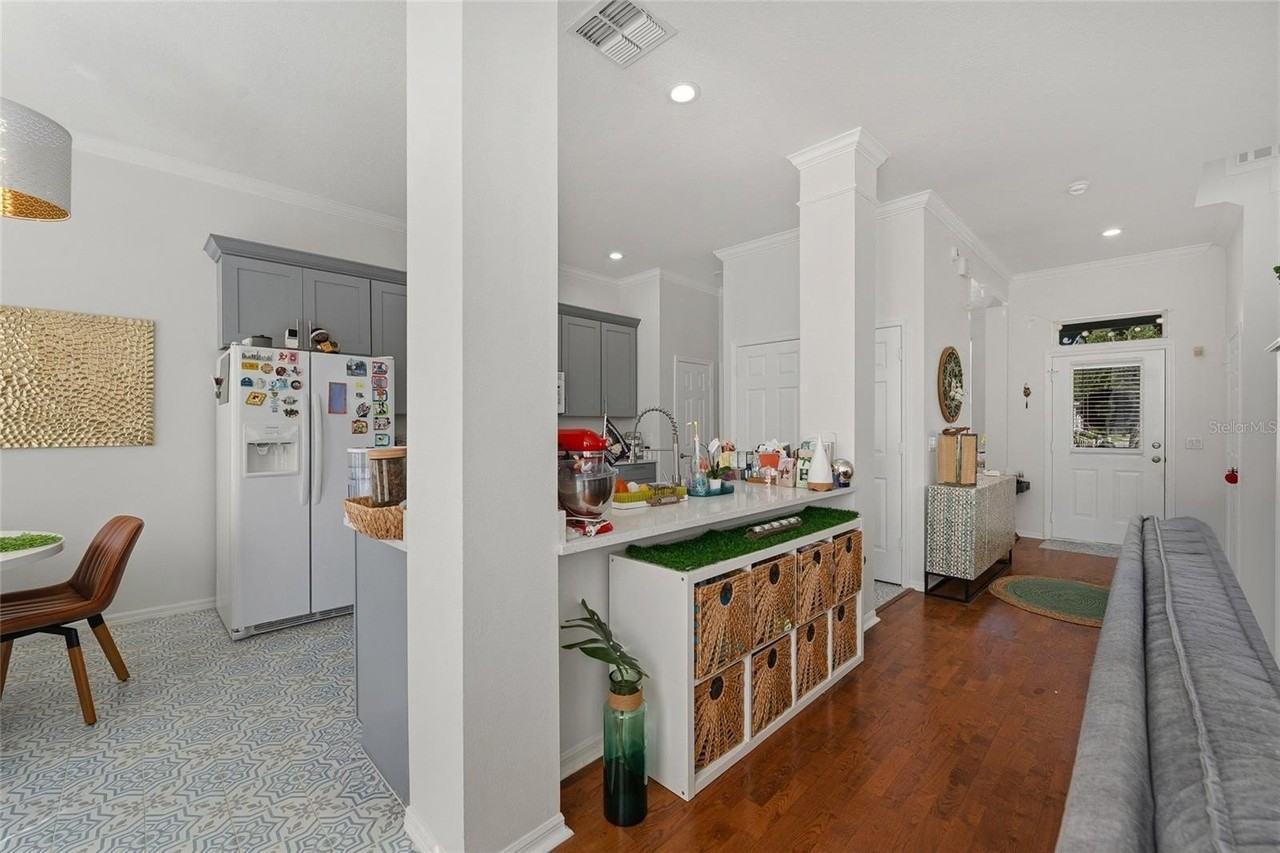 181 Longview Ave - Photo 7 of 37