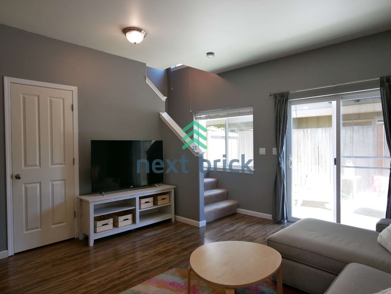 335 N 105th St #A - Photo 3 of 14