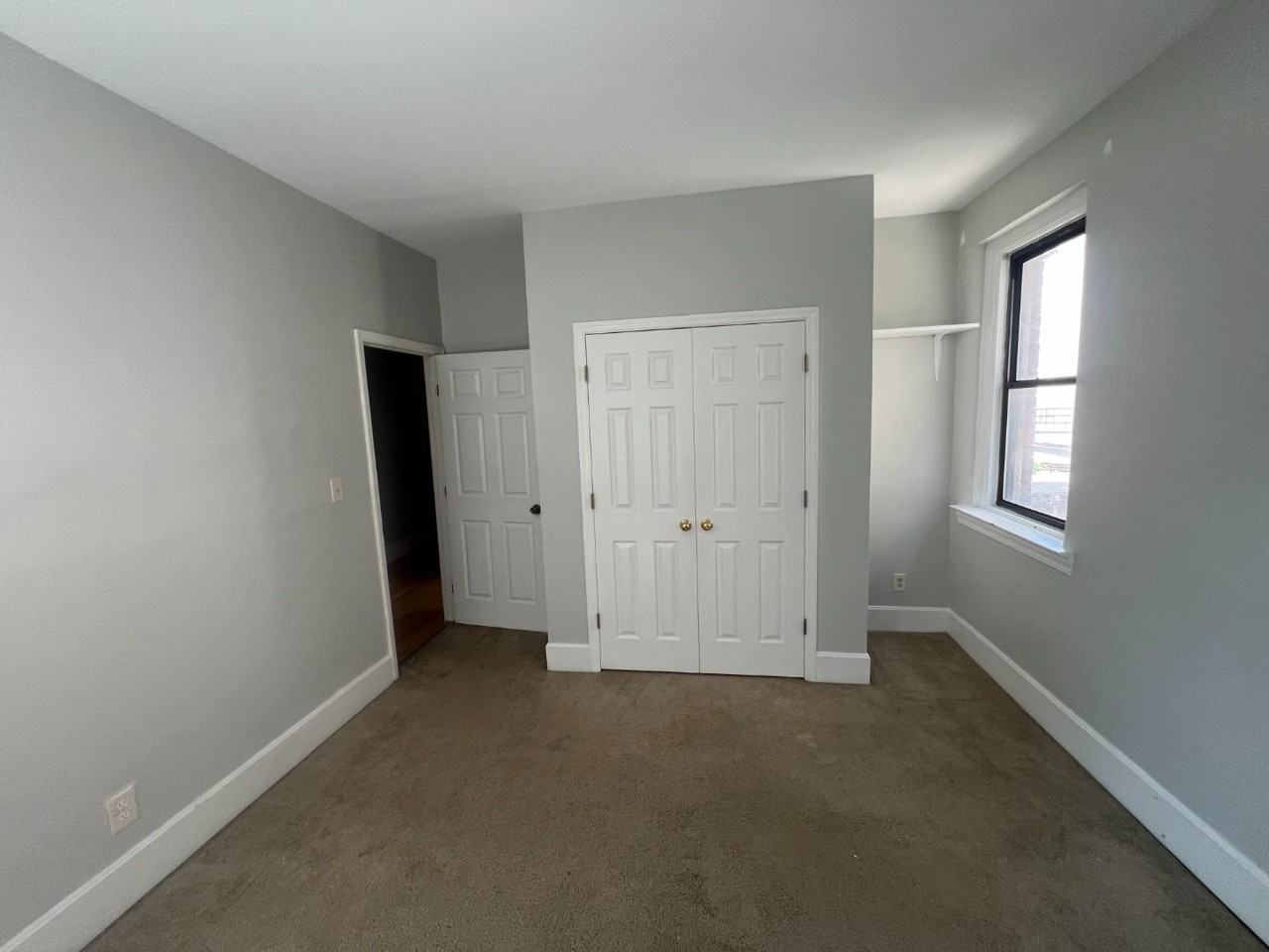211 W 9th St #2 - Photo 7 of 7