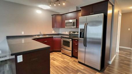 5014 50 St - Photo 3 of 11