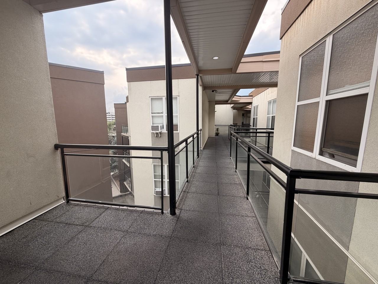 10411 122 St Nw - Photo 2 of 17