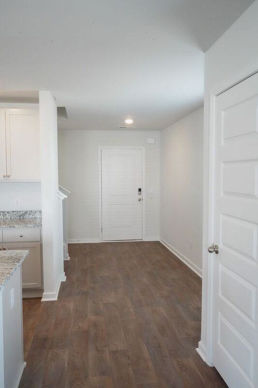 418 Coconut Dr - Photo 6 of 49