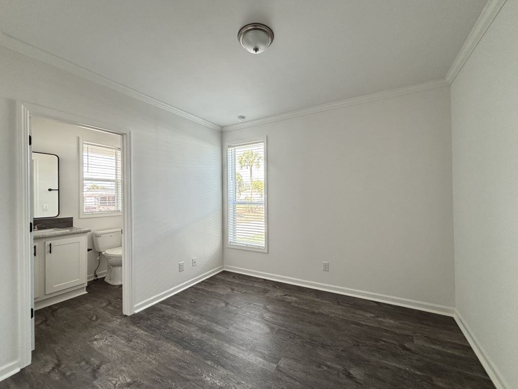 7423 43rd Dr N #522 - Photo 5 of 35