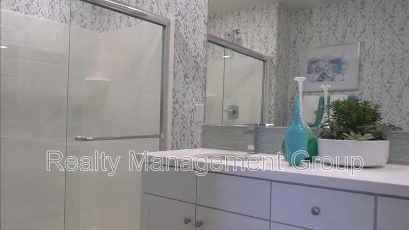 1445 Suwerte Ave #5 - Photo 6 of 30