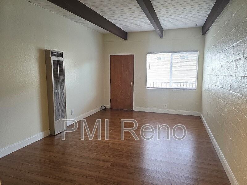 780 Lander St #6 - Photo 4 of 10