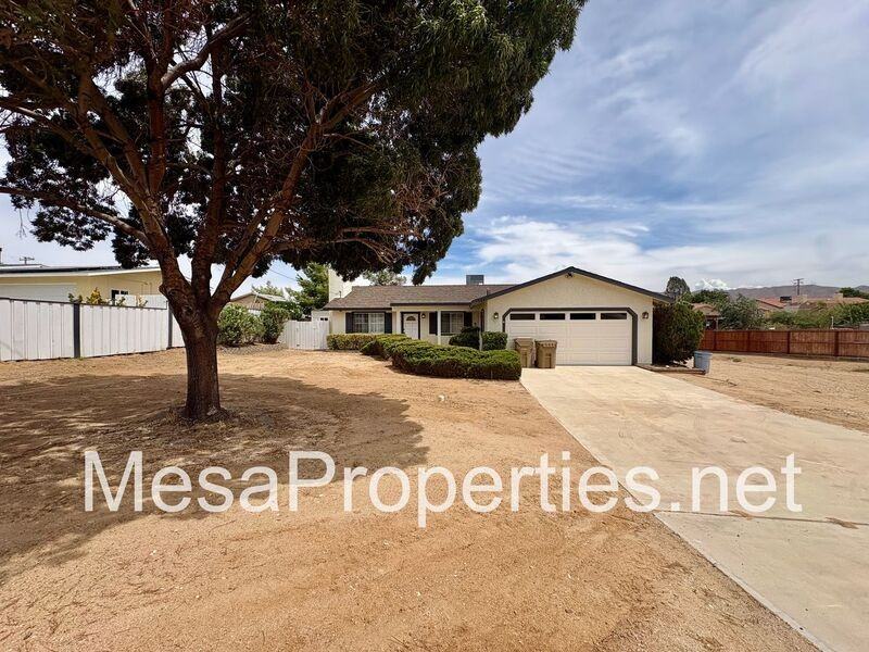 7891 Corona Ave - Photo 2 of 28