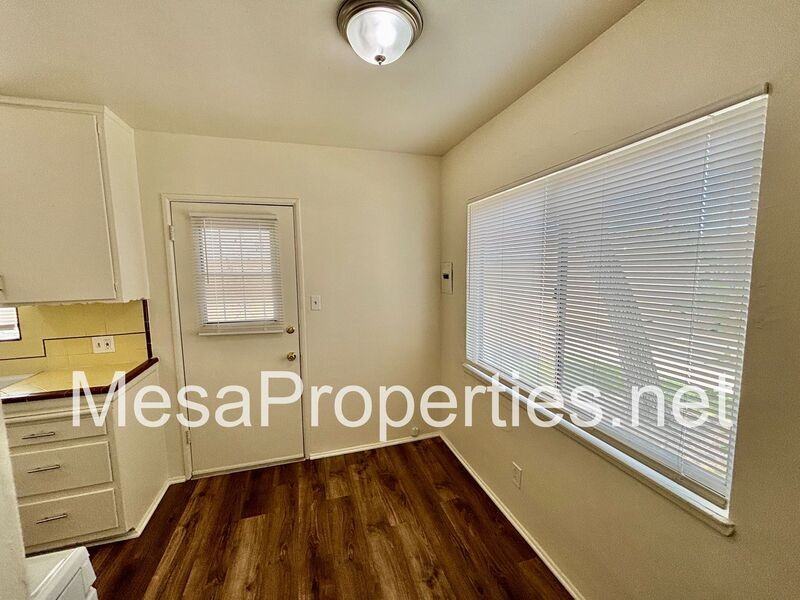316 W Arrow Hwy #B - Photo 4 of 10