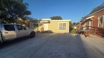 featured image of 802 N 7th St