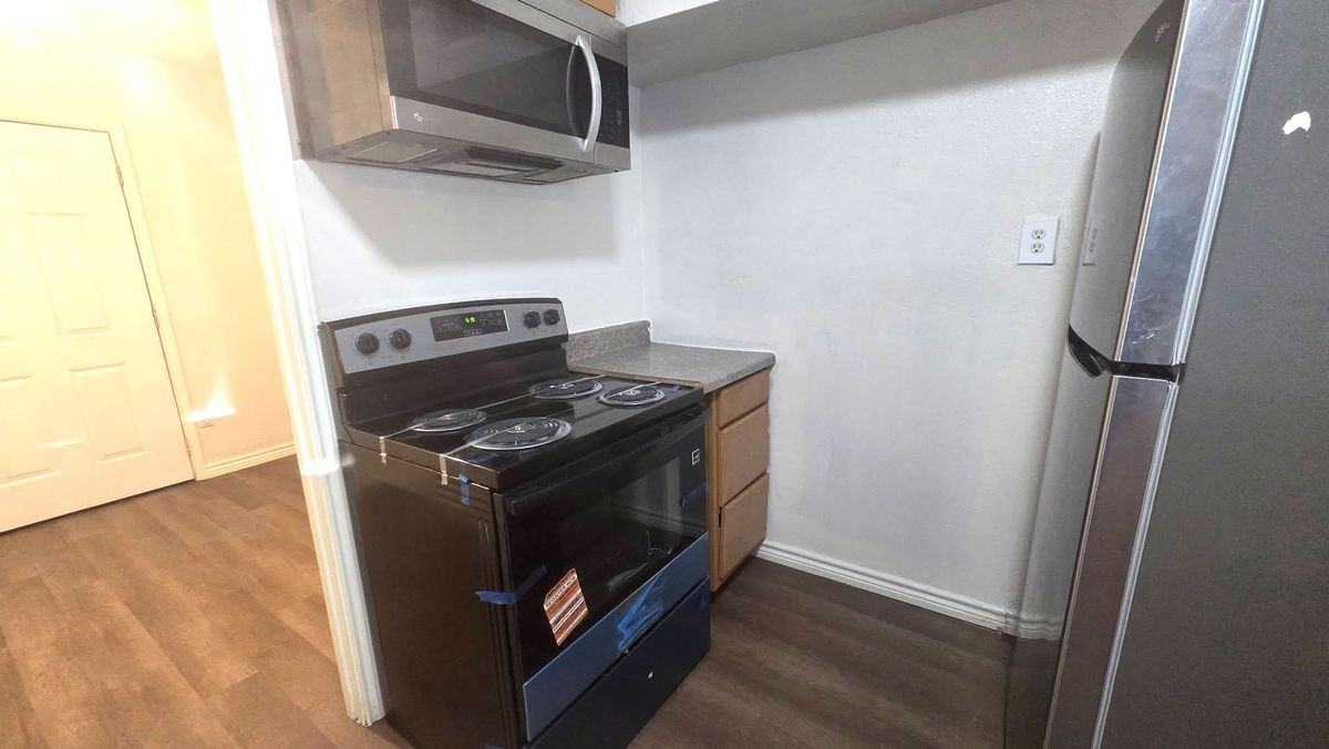 802 N 7th St - Photo 4 of 11