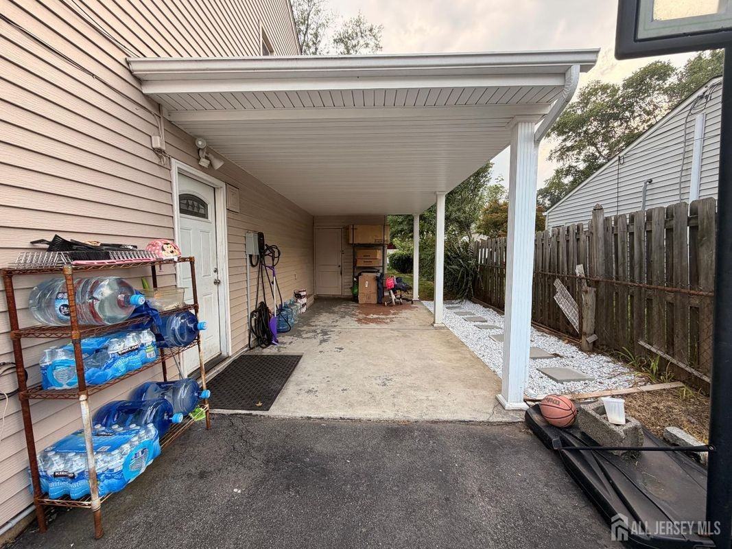36 Cambridge Rd - Photo 2 of 26