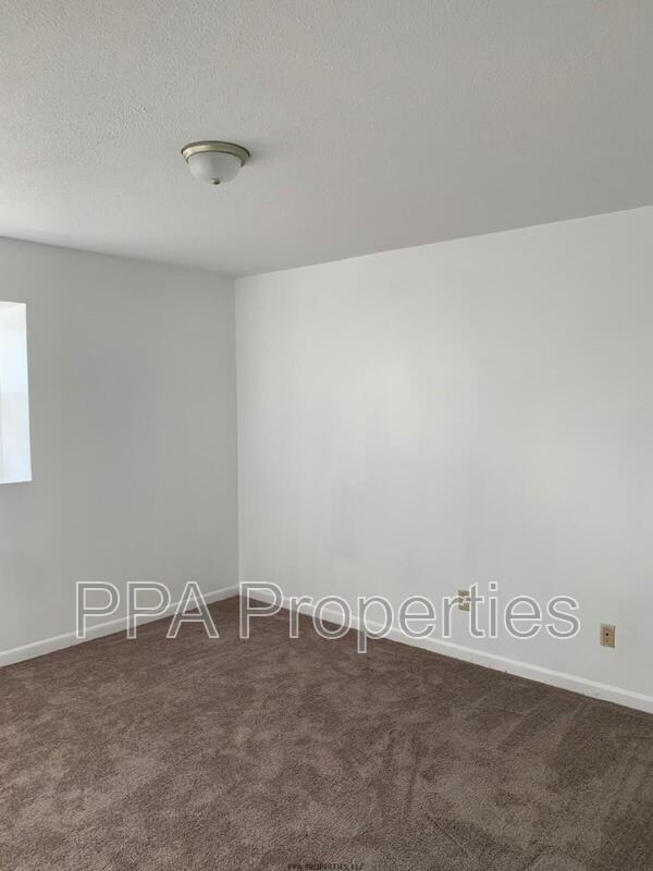 2707 Reynolds Park Rd - Photo 5 of 26