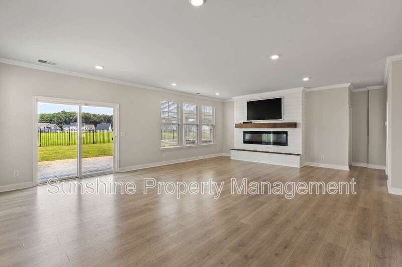 113 Royal Blackheath - Photo 5 of 16