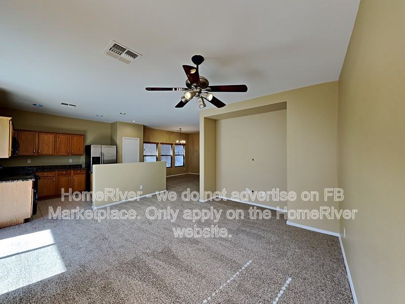 6435 W Sophie Ln - Photo 3 of 42