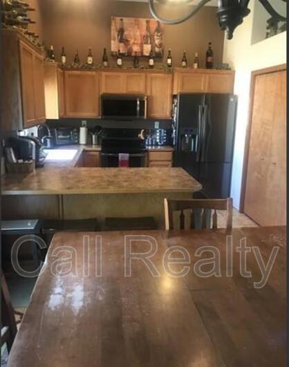 14609 E Crown Ave - Photo 3 of 5