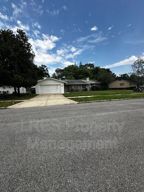 2719 Merrie Oaks Rd - Photo 2 of 46
